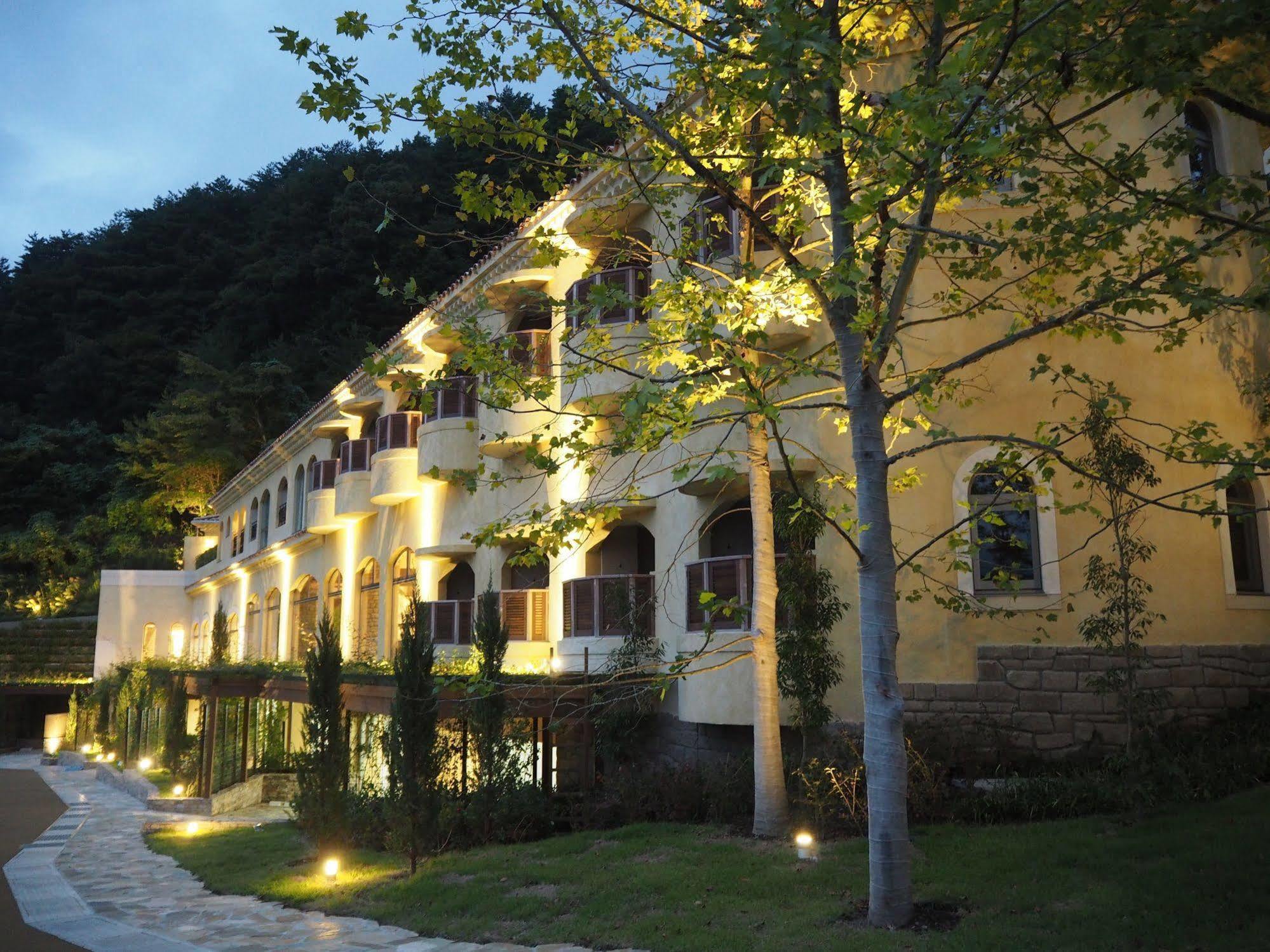 La Vista Fujikawaguchiko Hotel Bagian luar foto