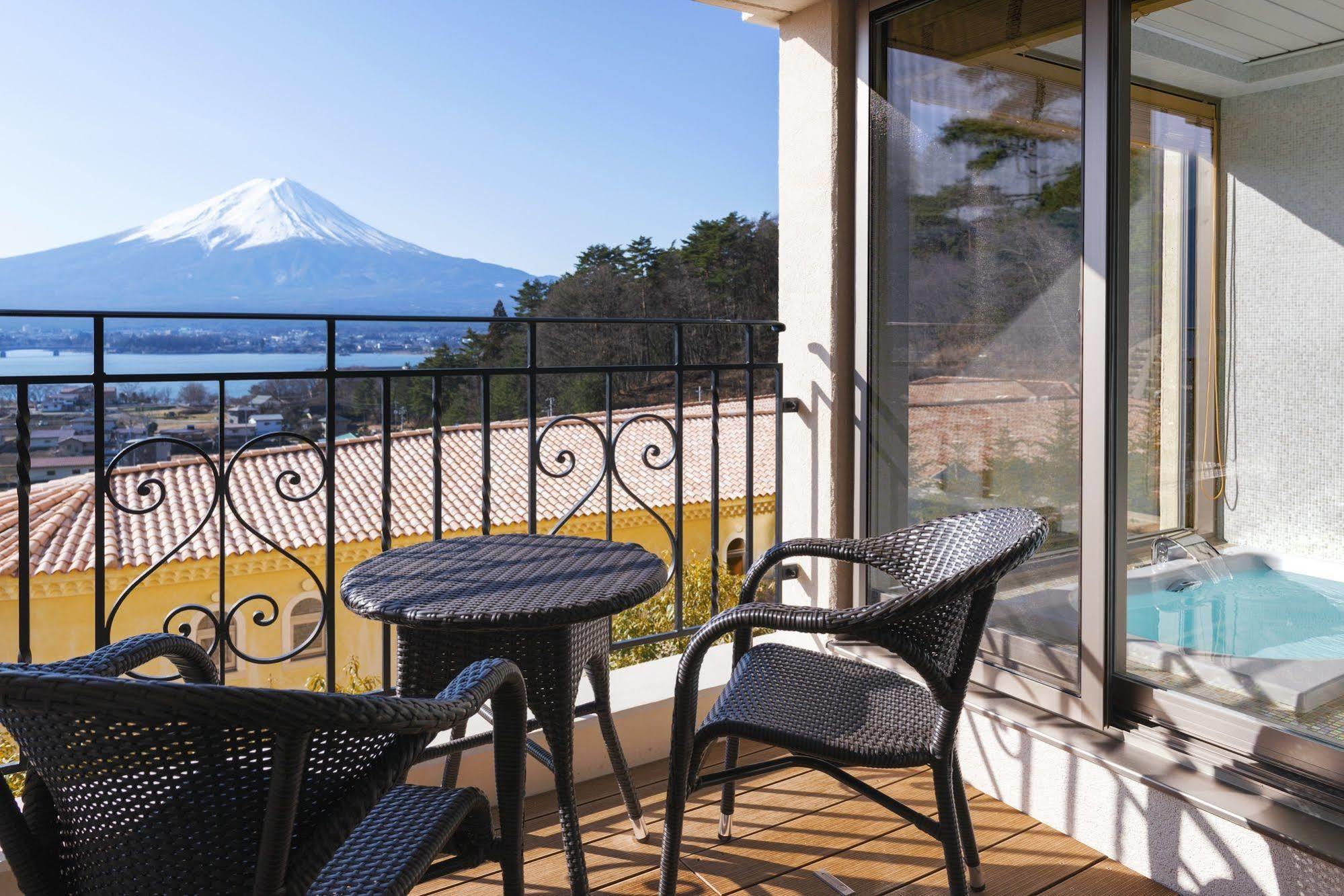 La Vista Fujikawaguchiko Hotel Bagian luar foto
